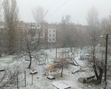 Зима завітала: у Кам&#039;янському випав перший листопадовий сніг