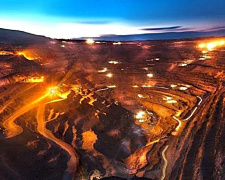 Найглибший кар’єр України знаходиться на Дніпропетровщині: як потрапити до локації, що вражає