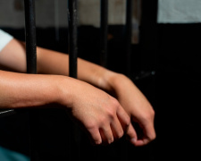 Три підпали, один вирок: на Дніпропетровщині працівника залізниці засудили за диверсії на замову ворога