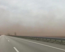  Повітря стане небезпечним: Дніпропетровщину наприкінці тижня накриє пилова буря