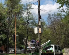 У Жовтих Водах встановлюють сонячні світильники