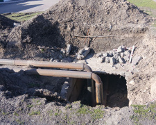 Зима минула - «пастки» залишилися: у Кам’янському тепломережі не поспішають засипати розриті ями