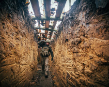 Ворог наблизився до Дніпропетровщини: деталі важких боїв на ключових напрямках фронту