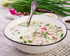 Потіште себе освіжаючою окрошкою на кефірі — справжній смак весни в вашій тарілці