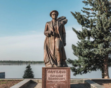 Деколонізація на Дніпропетровщині: замість радянського пам’ятника створять сучасний простір