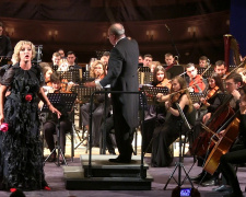 До Кам’янського повертається оперна діва: Анжеліна Швачка проведе майстер-клас у рідному коледжі