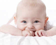 Кого у Кам'янському народилось більше за минулий тиждень - хлопчиків чи дівчаток