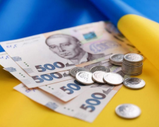 Підвищення зарплат: на скільки зростуть доходи медиків, учителів та інших бюджетників