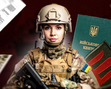 Чи відправлять жінок на фронт: відверті зізнання жителів Кам'янського та офіційні заяви влади