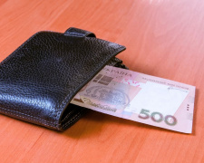 Виплата прийде не у липні, а у серпні двома платежами: в Україні змінили графік нарахування кешбеку
