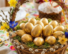 Сяйво Великодня: де у Кам’янському знайти все для трендових «золотих» крашанок