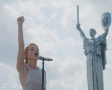 Одне серцебиття і одна доля: Тіна Кароль та Дайан Воррен презентували спільну пісню 