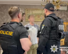 В Україні викрали міжнародну банду псевдобанкірів - &quot;мозок&quot; шахраїської схеми знаходився у Дніпрі