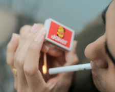 Кожна п’ята пачка нелегальна: дослідження показало масштаби тютюнової контрабанди на Дніпропетровщині
