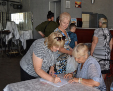 У двух громадах Кам&#039;янського району для переселенців організували благодійні обіди - подробиці