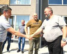 Багатодітна родина з Кам&#039;янського району отримала новий дім на Закарпатті - подробиці