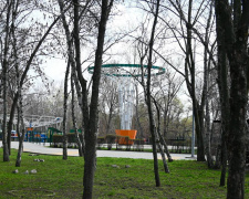 У Кам’янському «Шахед» пошкодив підприємство та трамвайну мережу: подробиці 18 квітня