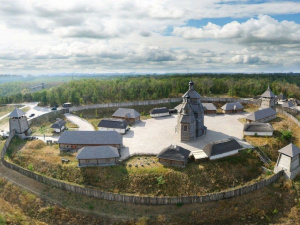 Три храми на одному пагорбі: унікальне козацьке місце на Дніпропетровщині, яке варто побачити в серпні