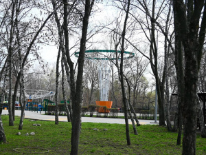 У Кам’янському «Шахед» пошкодив підприємство та трамвайну мережу: подробиці 18 квітня