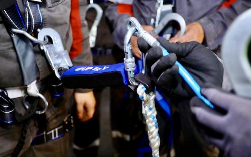 Безпека праці як турбота про людей: як освіта допомагає формувати культуру охорони праці