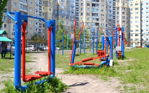 Прокачай ноги, зміцни здоров’я: популярні вуличні спортлокації Кам’янського
