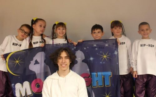 Хіп-хоп у дитсадку: молодий тренер у Кам'янському навчає малих великим речам
