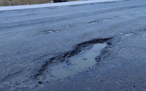 Ремонт Єлизаветівського шосе у Кам’янському: влада дала офіційну відповідь на петицію