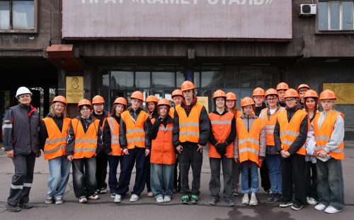 Каметсталь інвестує в майбутнє: як комбінат готує кваліфіковані кадри