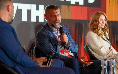 Попри війну: компанія ОККО планує інвестувати 500 млн доларів у розвиток вітроенергетики та будівництво заводу біопалива