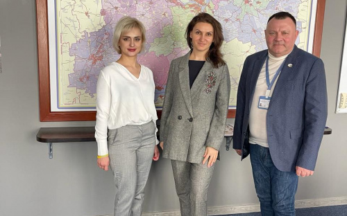 У Кам'янському хабі ВПО шукають шляхи вирішення проблем для більш ніж 6 000 переселенців