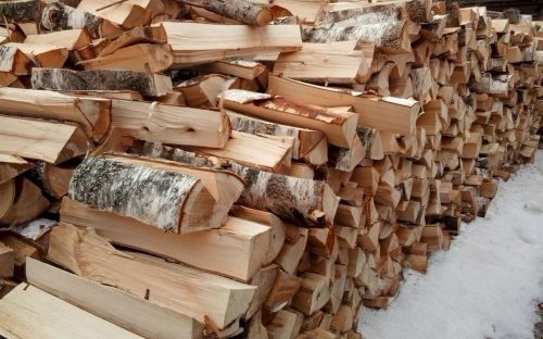 Опалювальний сезон 2026-2027: скільки коштують дрова для жителів Кам’янського
