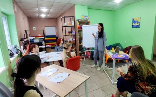 В Кам'янському жінок навчали самопрезентації та пошуку роботи