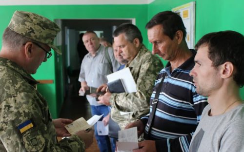 Спецоперація “Ухилянт”: у ТЦК розповіли, що насправді відбувається після отримання повістки