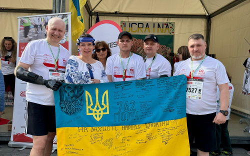 Біг заради мети: як Метінвест об'єднав здоров'я, надію та незламність у серці Генуї
