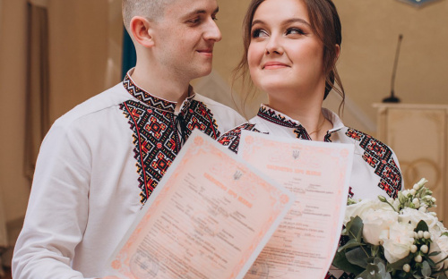 Дніпропетровщина опинилася у трійці лідерів за кількістю одружень за тиждень – Мін’юст