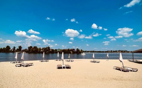 Інфекції, холера, хімія: чи безпечно купатись у Кам’янському