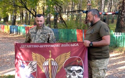Вважали один одного загиблими: військовий з Кам'янського несподівано зустрівся зі своїм побратимом