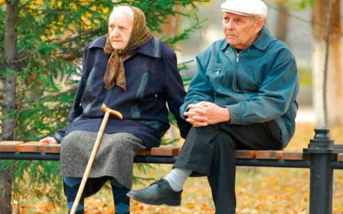 Доплата до пенсії до 570 грн: чому одні отримають її автоматично, а інші - ні