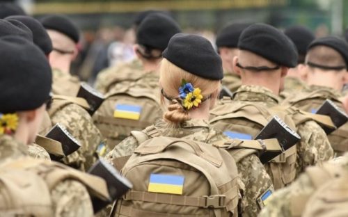 Вчителька з Вільногірська змінила сукню на військову форму, а затишний клас - на лінію фронту