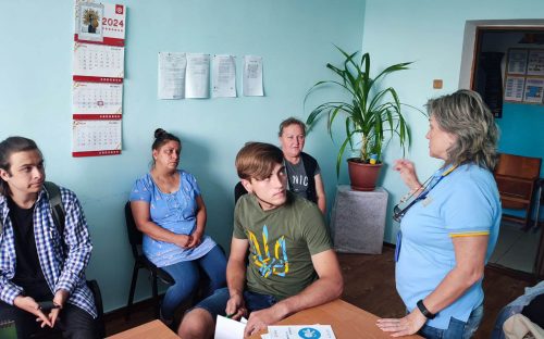Проєкт «Гроші за роботу» допомагає ВПО у Кам'янському віднайти себе і впоратися із викликами часу