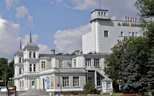 Найстаріший театр Кам'янського відкрив свій перший сезон майже дев'яносто років тому - подробиці