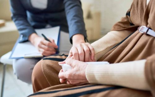 Як мешканцям Кам’янського безкоштовно отримати психологічну допомогу: корисні посилання