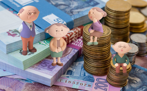 Пенсія судді  - це 30 пенсій вчителя: в раді закликають ліквідувати несправедливість