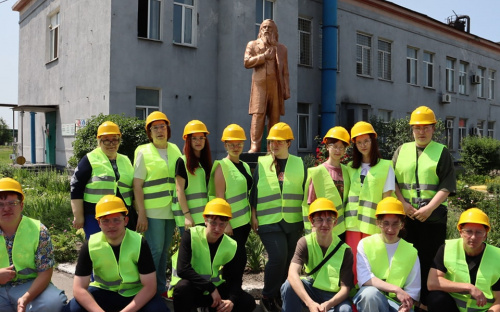 Як працює промисловість зсередини: студенти з Вільногірська відвідали ЮЖКОКС