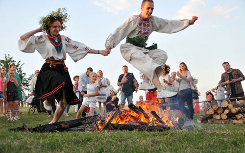 Вихідні у Дніпрі: кам'янчан запрошують відсвяткувати Івана Купала на Монастирському острові