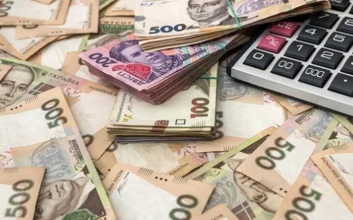 Українцям призначають довічну надбавку до пенсії: за що доплачують 10% щомісяця