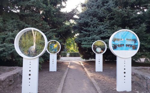 У Кам'янському районі відкрили сучасний виставковий простір «Берег_Ти»: перша експозиція присвячена оберегам