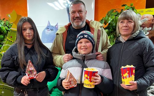 Світло сімейного затишку: ветерани Каметсталі разом із родинами поринули у світ мультяшного дива