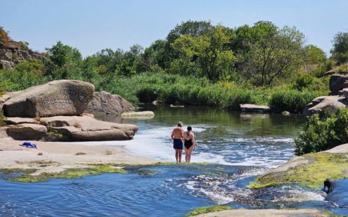 ТОП водоспадів Дніпропетровщини: де можна побачити наймальовничіші природні водограї