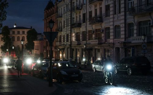 Масштабне відключення світла у Кам’янському 30 березня: кому готуватися до дев'яти годин без електрики